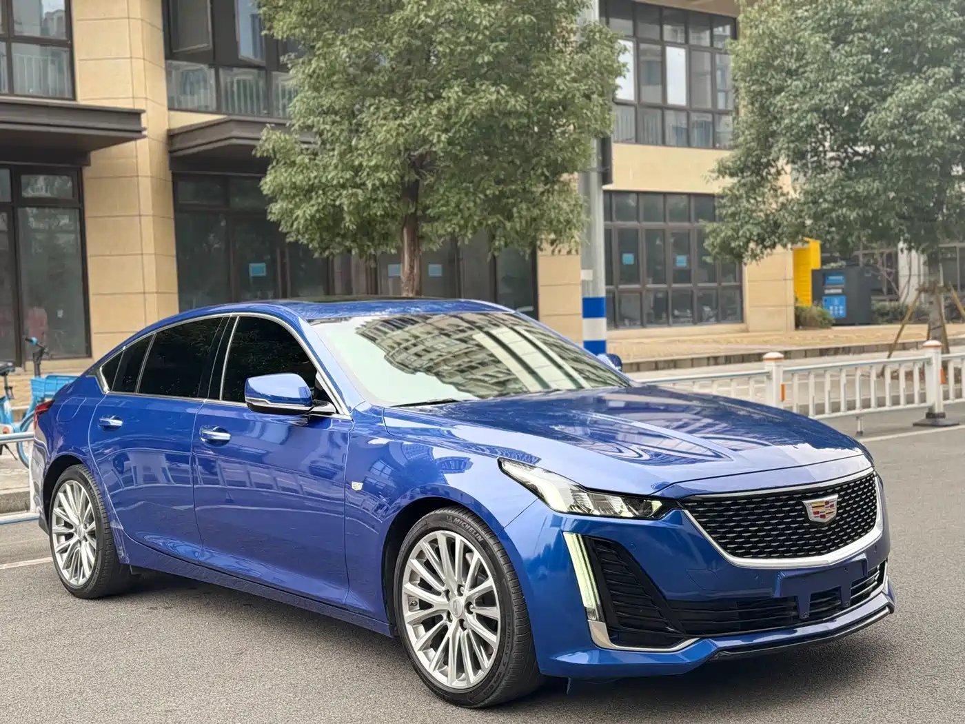 CADILLAC CT5