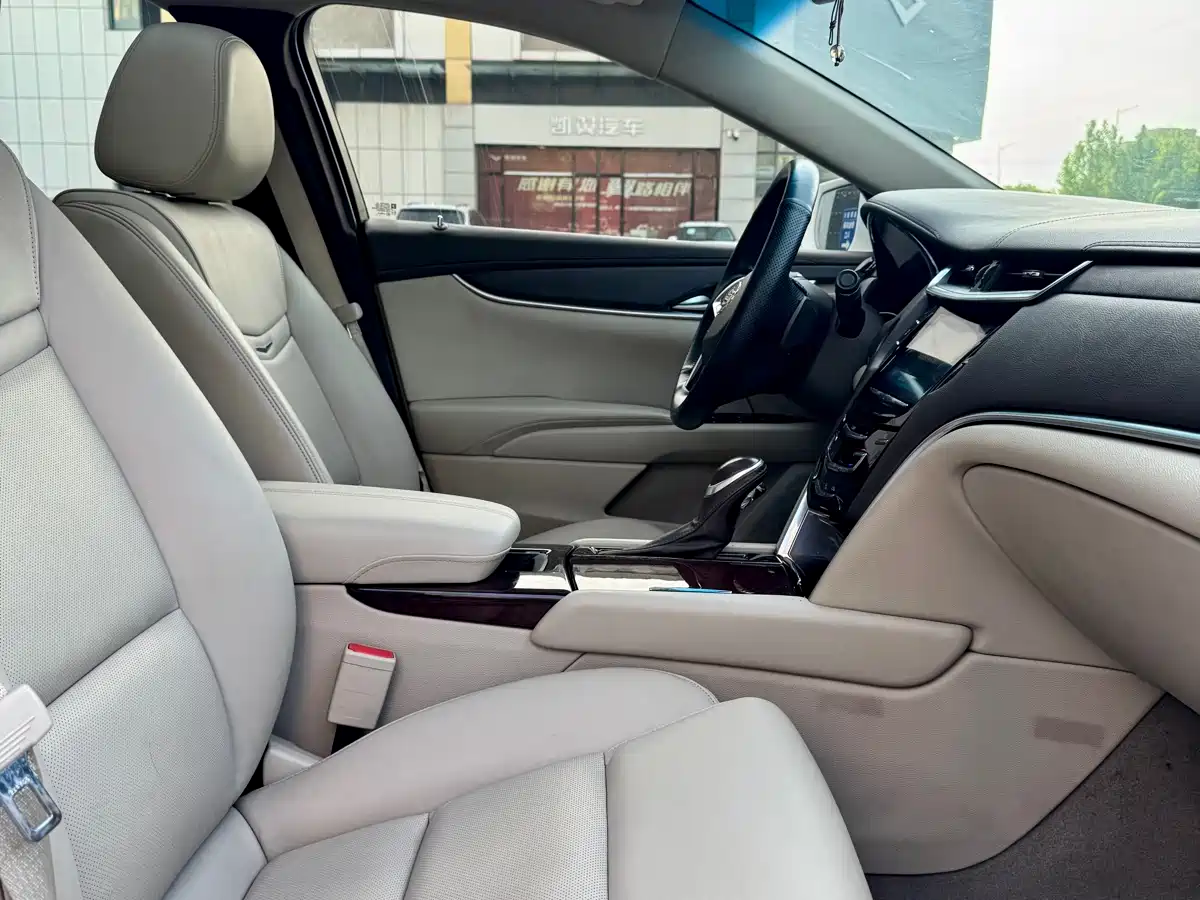 Cadillac XTS 2015 28T Comfort фото 13