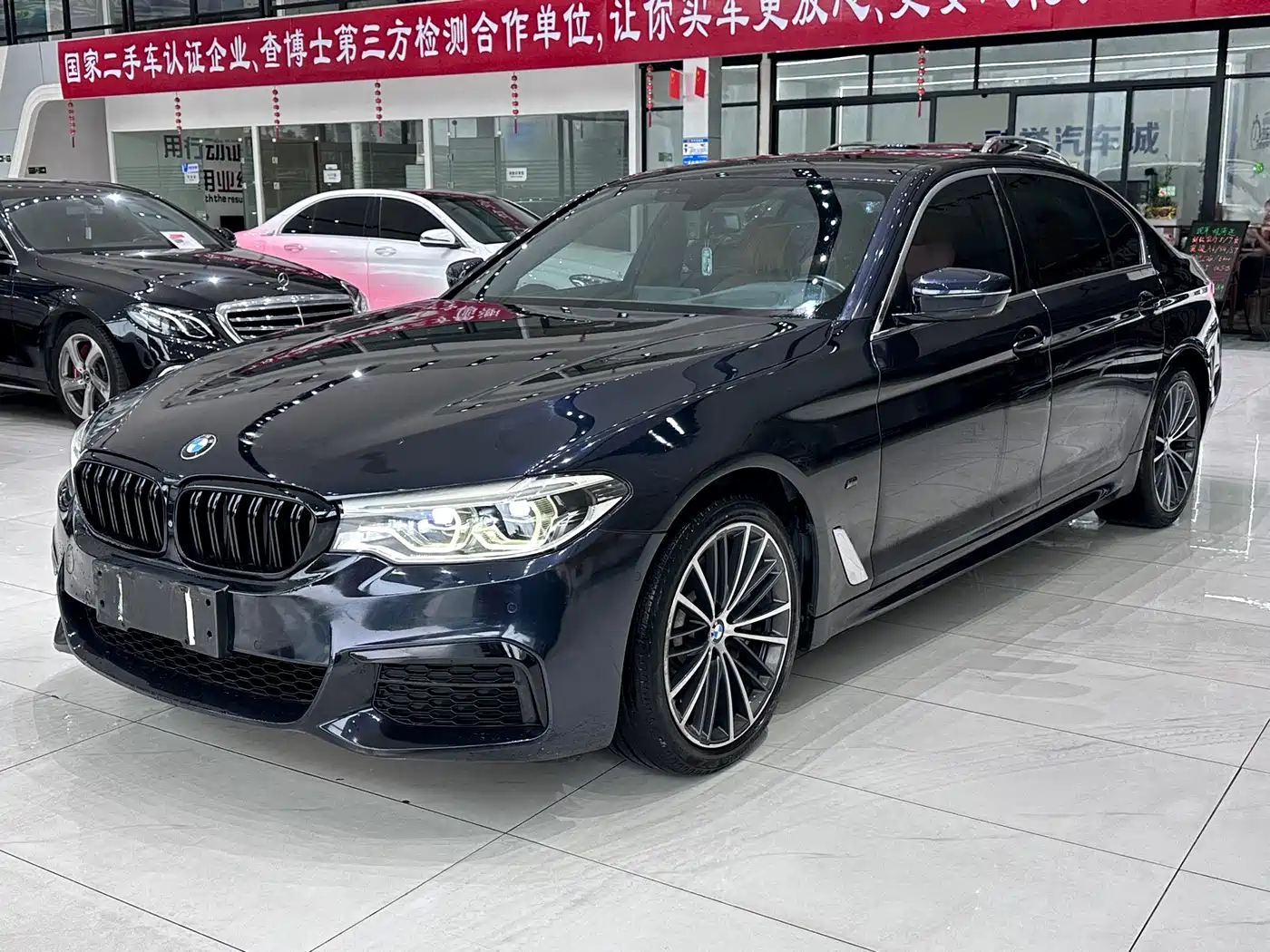Фото 1 - BMW 5 Series