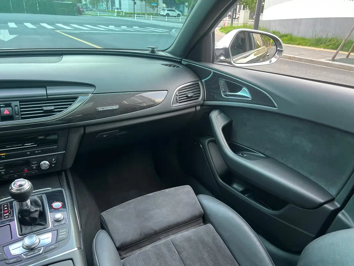 Audi S6 2013 S6 4.0TFSI фото 12