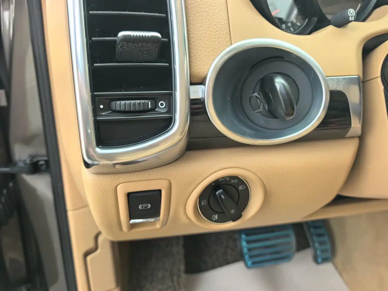 Porsche Cayenne 2011 Cayenne 3.0T фото 5