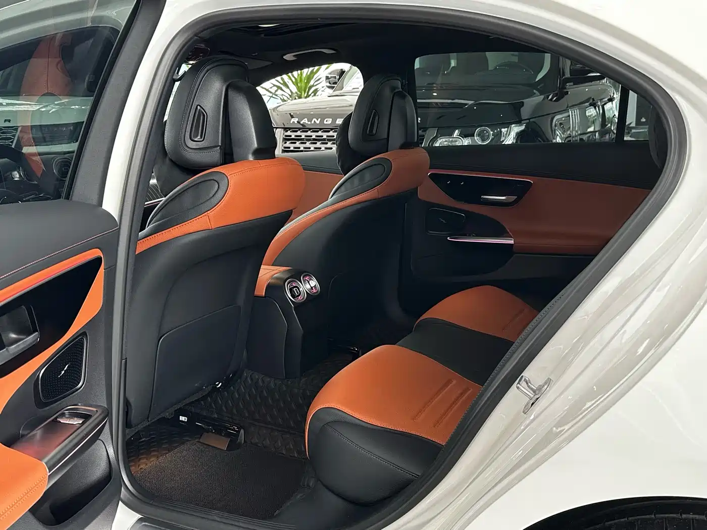 Mercedes-Benz C-Class 2025 C 260 L Sport Edition фото 8