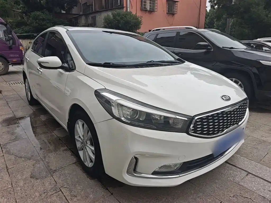 Kia K3 2016 1.6L Automatic GLS фото 4