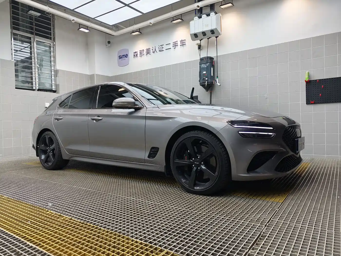 Genesis G70 2024 2.0T Hunting Edition RWD Luxury Shooting Brake фото 13