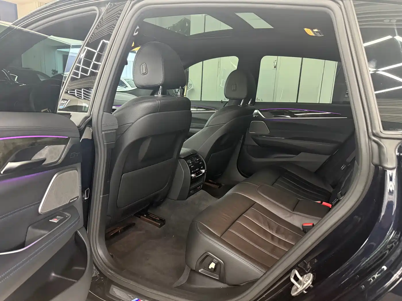 BMW 6 Series GT 2021 630i M Sport Package фото 5