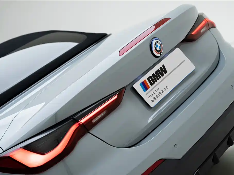 BMW 4 Series 2023 425i Convertible M Sport Package фото 7