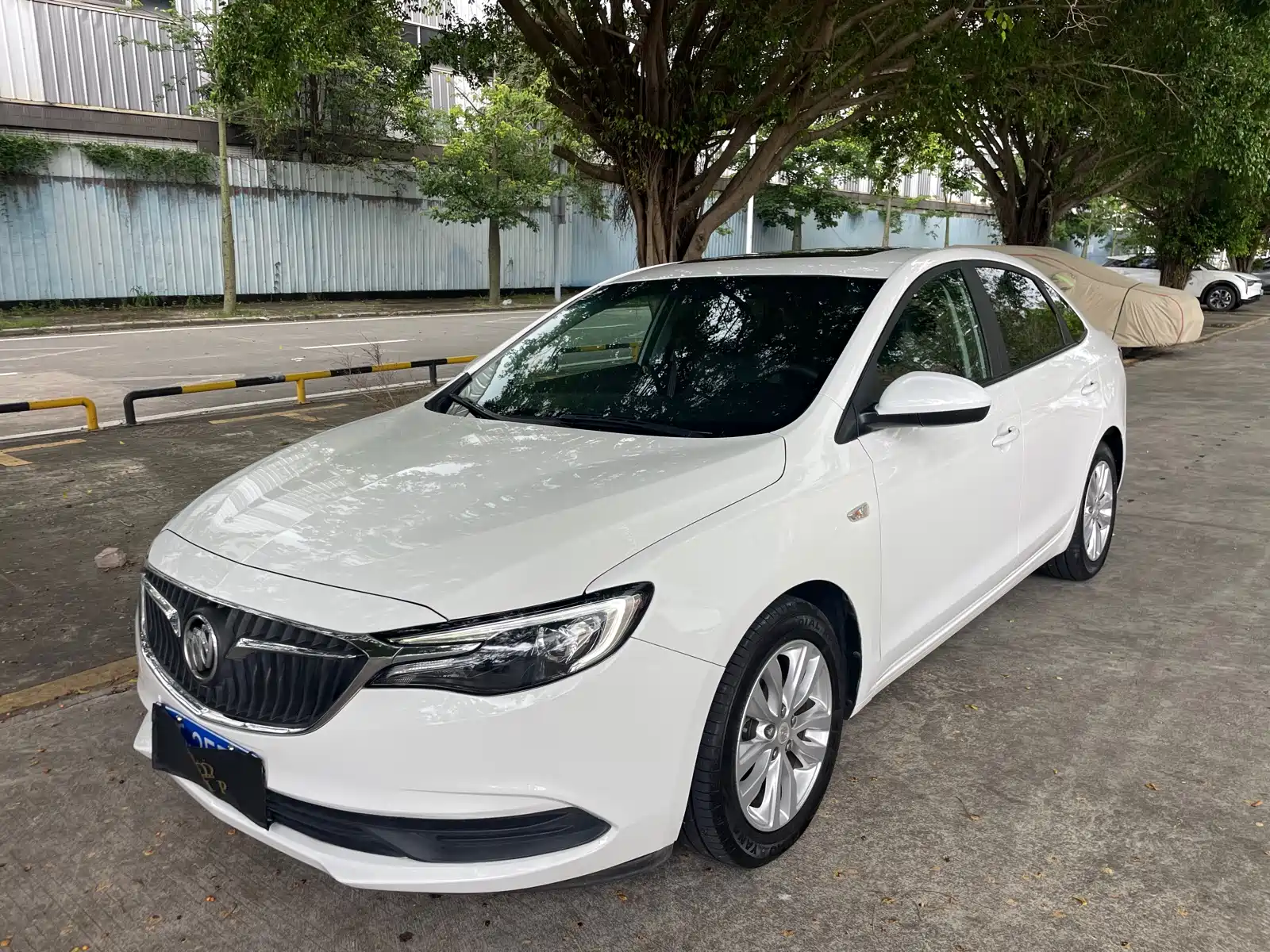 Фото 1 - Buick Excelle
