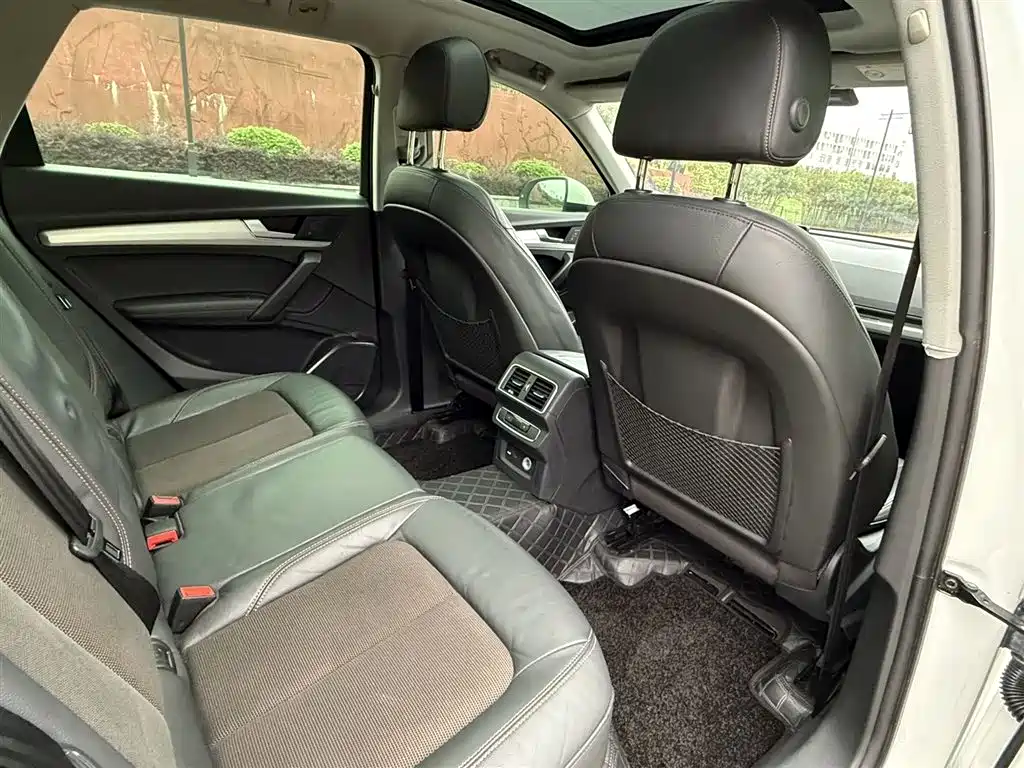 Audi Q5L 2020 40 TFSI Prestige Progressive фото 13