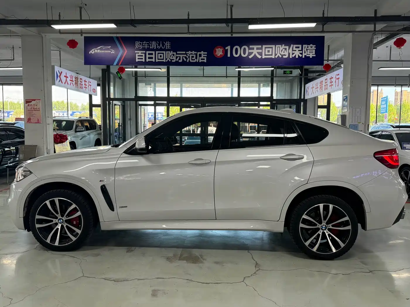 BMW X6 2018 xDrive28i фото 4
