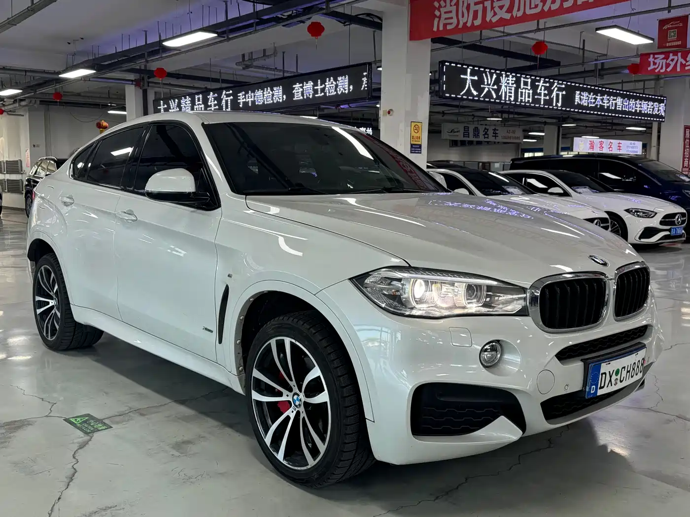 BMW X6 2018 xDrive28i фото 3