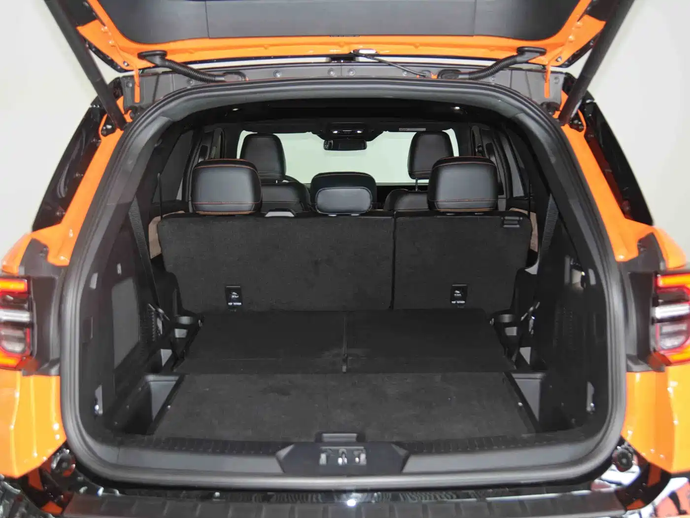 Ford Explorer 2024 2024 2.3T EcoBoost Kunlun Summit Edition 7-Seater