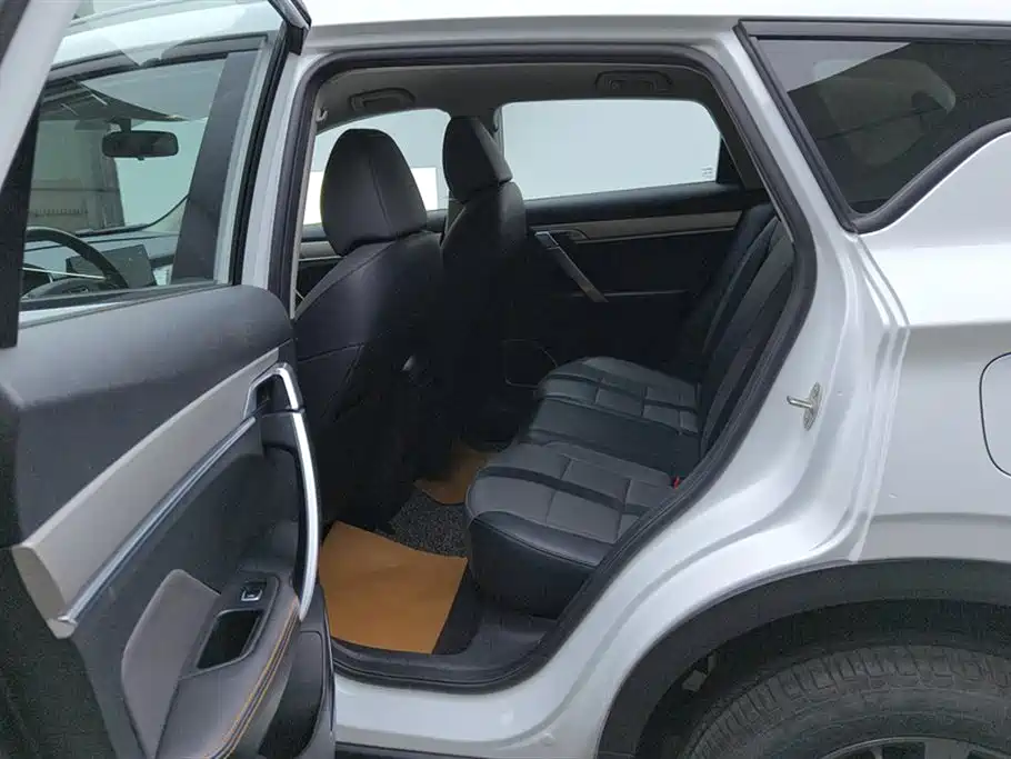 GEELY BINYUE
