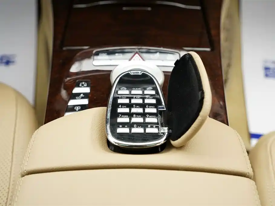 Mercedes-Benz S-Class 2011 S 350 L CGI фото 18