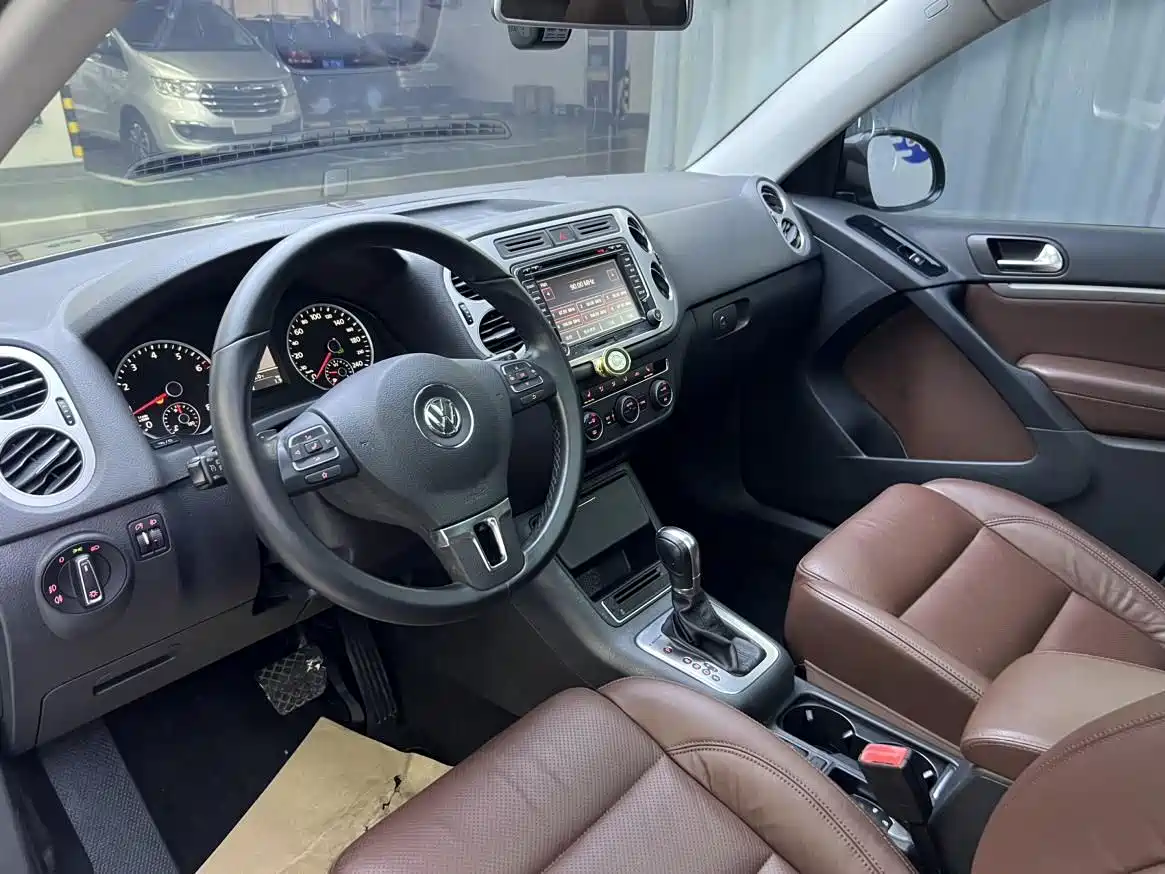 Volkswagen Tiguan 2013 1.8TSI Auto 4WD Luxury фото 7