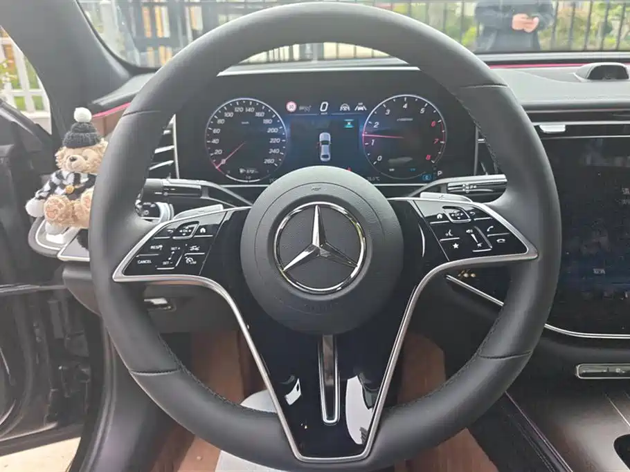Mercedes-Benz E-Class 2025 E 300 L Premium фото 15