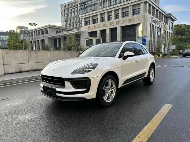 porsche macan