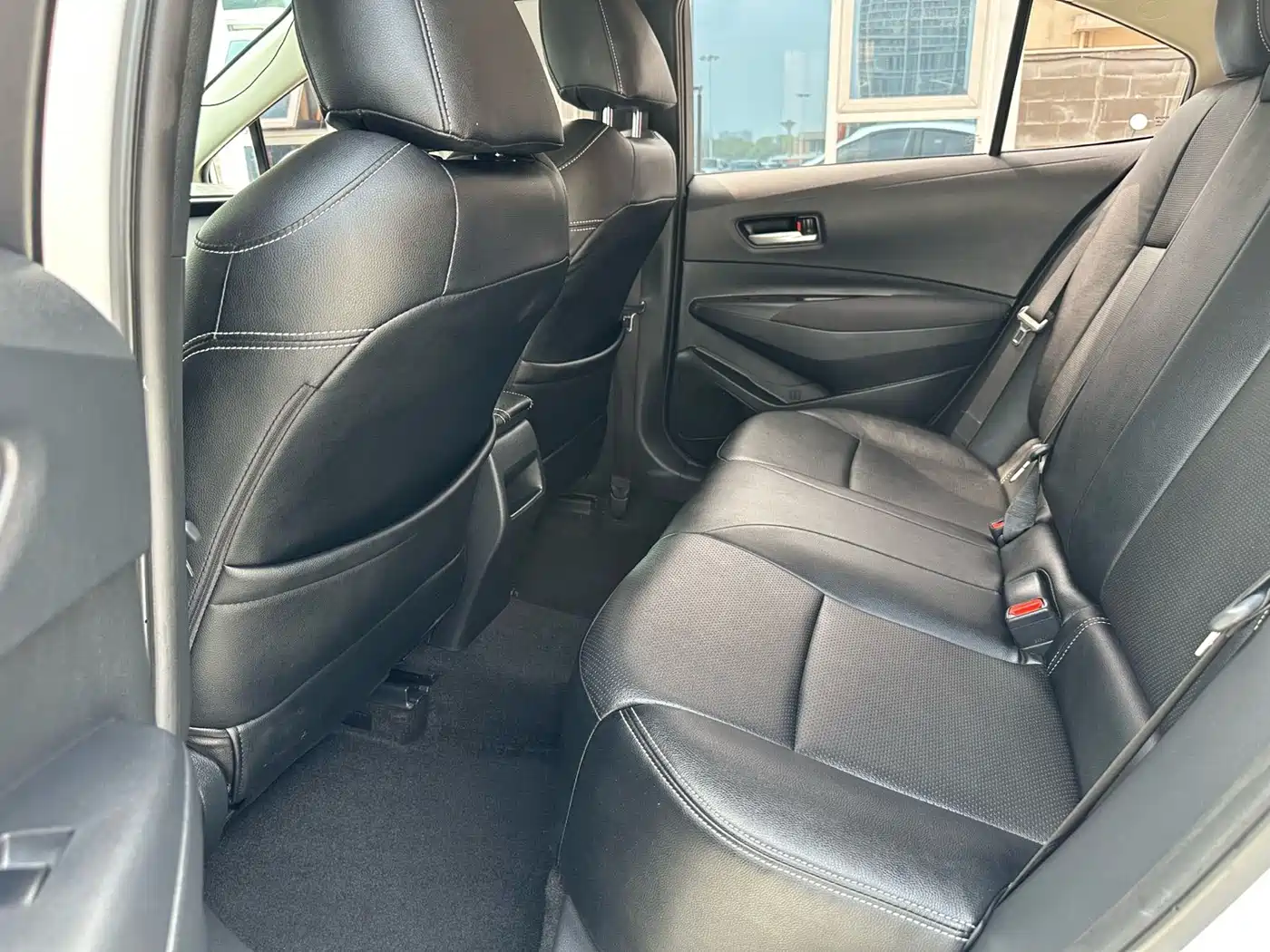 Toyota Corolla 2021 1.2T S-CVT Elite PLUS Edition фото 7