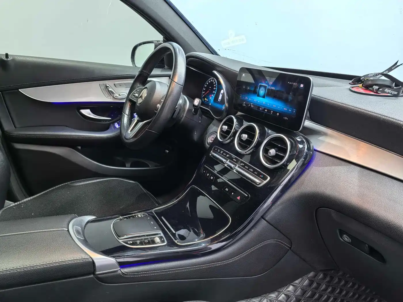 Mercedes-Benz GLC Coupe 2020 GLC 260 4MATIC Coupe SUV фото 15