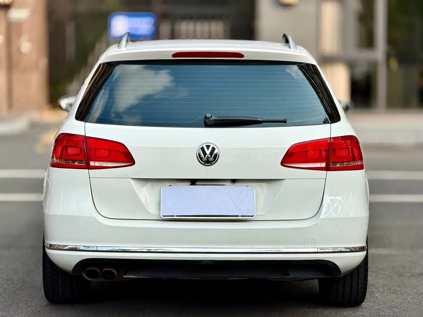Volkswagen Magotan (Import) 2012 Wagon 2.0TSI Comfort фото 4