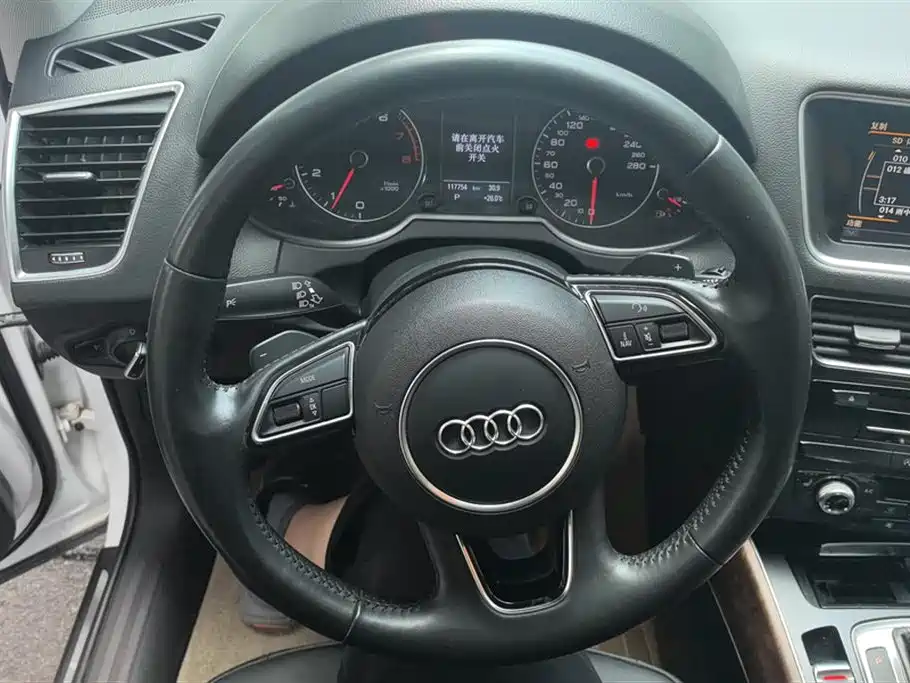 Audi Q5 2017 Plus 40 TFSI Comfort фото 15