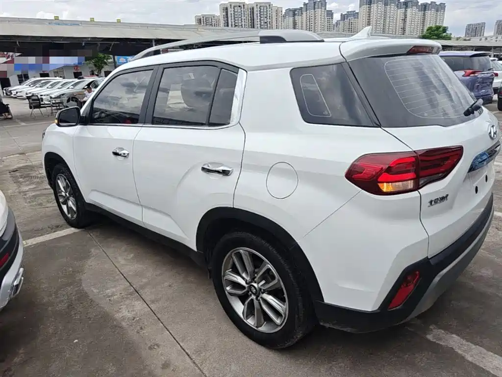 Hyundai Beijing Hyundai ix35 2019 2.0L Automatic 2WD Zhiyong·Enjoy China V фото 5