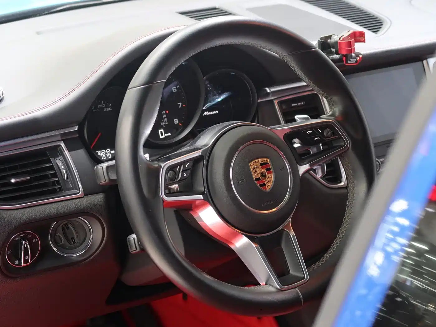Porsche Macan 2017 Macan 2.0T фото 6