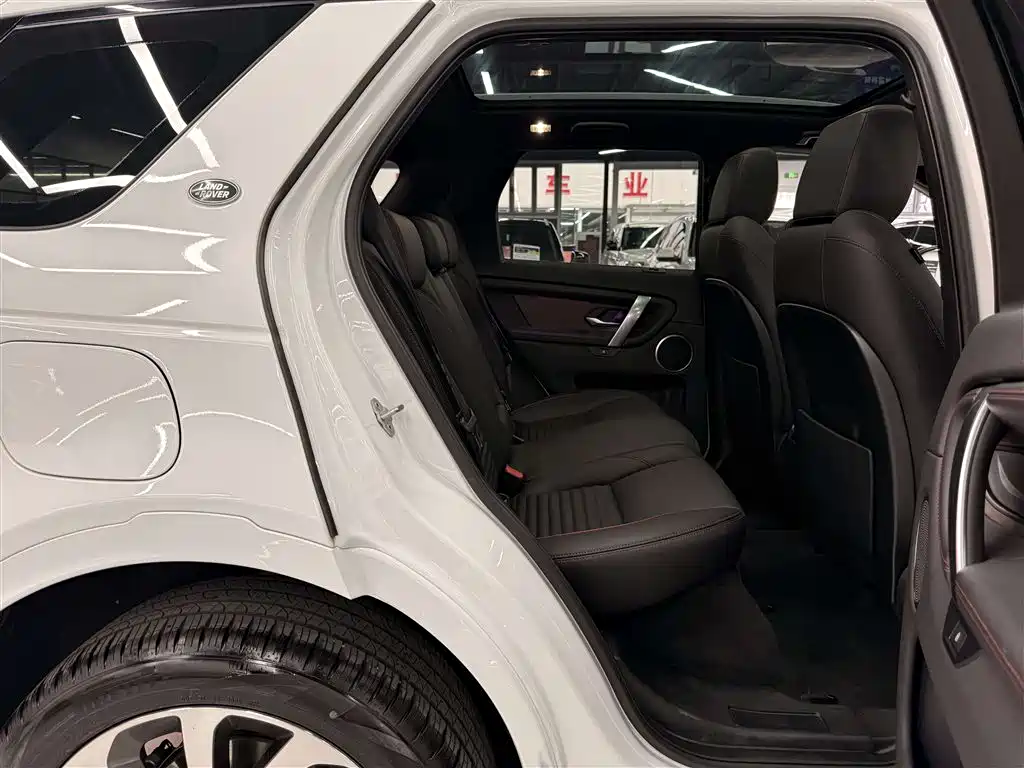 Land Rover Discovery Sport 2022 Model 249PS R-Dynamic S Performance Edition 5-Seater фото 15