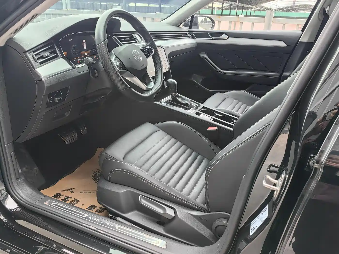 Volkswagen Magotan 2024 2 Million Units Public Sharing Edition 280TSI DSG Comfort фото 7