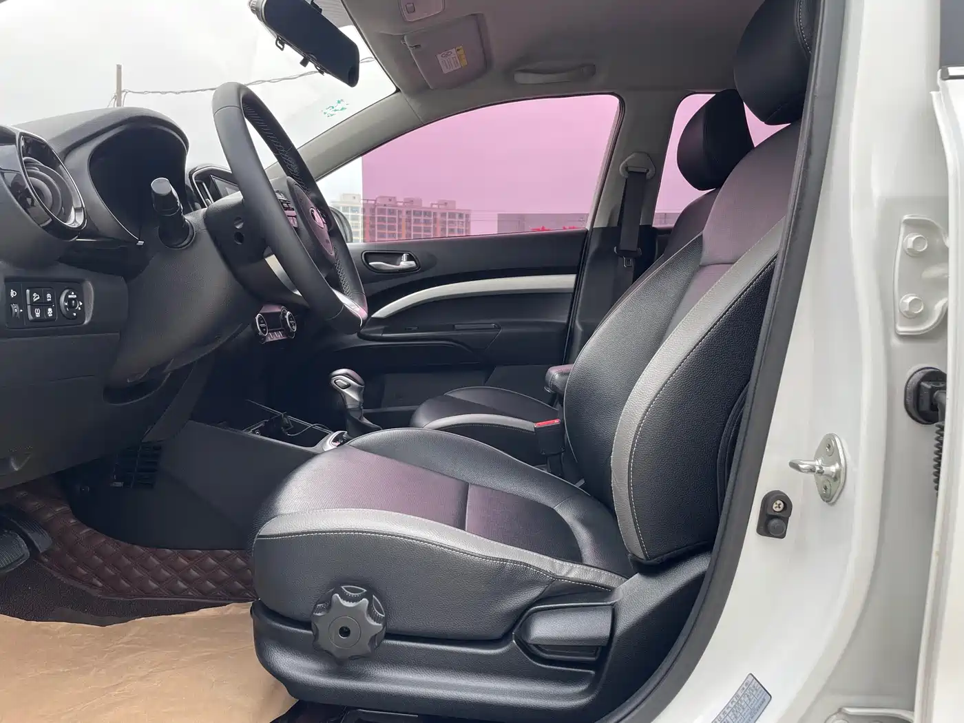 Kia KX1 2019 1.4L Automatic Fun Edition China VI фото 14