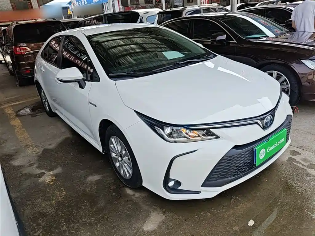 Toyota Corolla 2023 1.8L Smart Hybrid Dual Engine Pioneer Edition фото 4