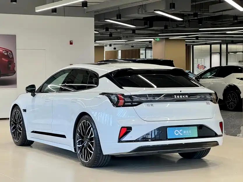ZEEKR EXTREME KRYPTON 001