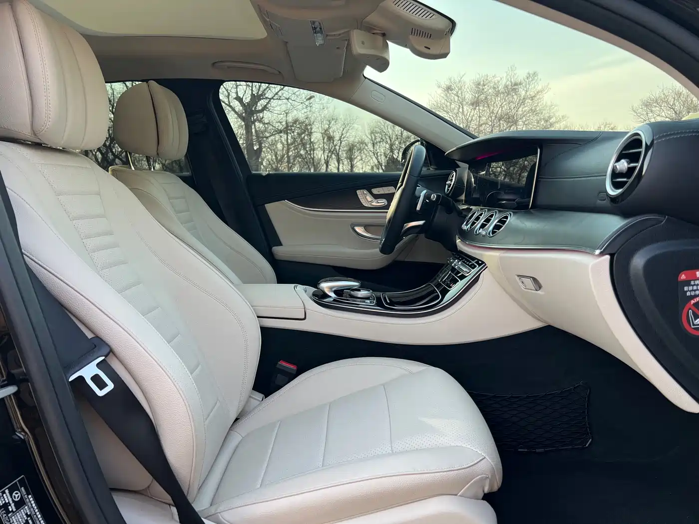 Mercedes-Benz E-Class 2016 E 300 L Sport Luxury фото 19