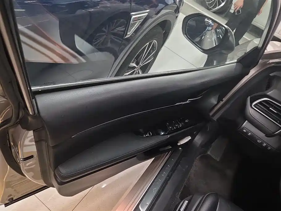 Toyota Camry 2019 Facelift 2.5G Luxury Edition фото 7