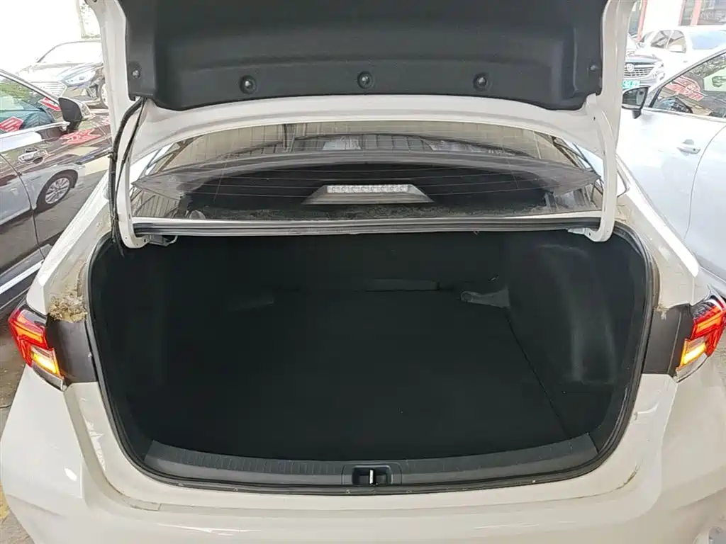 Toyota Corolla 2023 1.8L Smart Hybrid Dual Engine Pioneer Edition фото 19