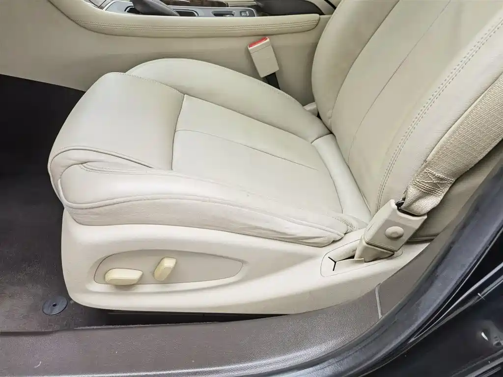 Buick LaCrosse 2013 2.4L SIDI Leading Comfort фото 20