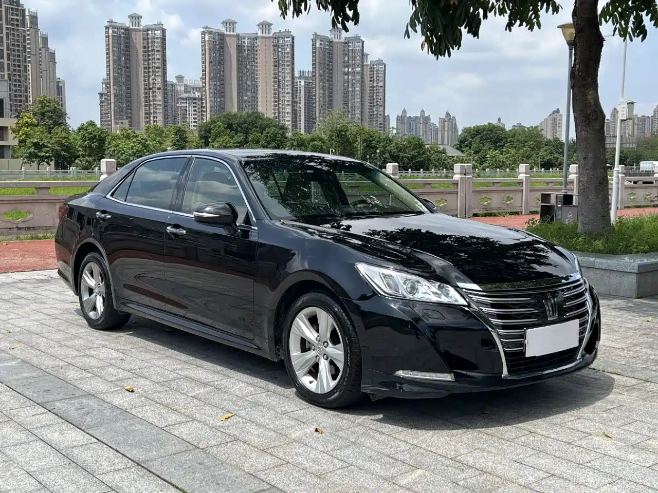 Toyota Crown 2015 2.0T Fashion фото 3
