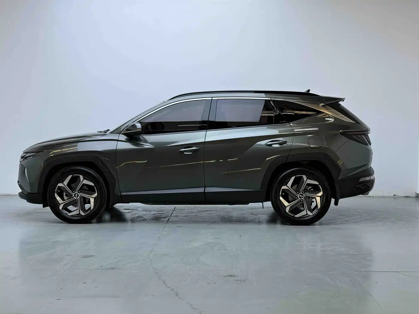 Hyundai Tucson 2021 Tucson L 1.5T DCT LUX Premium фото 18