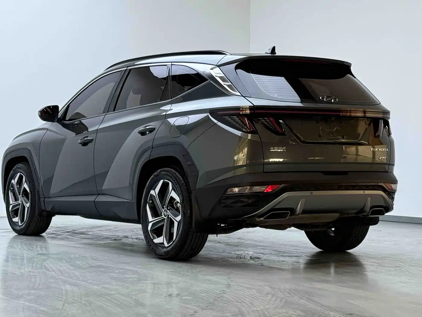 Hyundai Tucson 2021 Tucson L 1.5T DCT LUX Premium фото 8