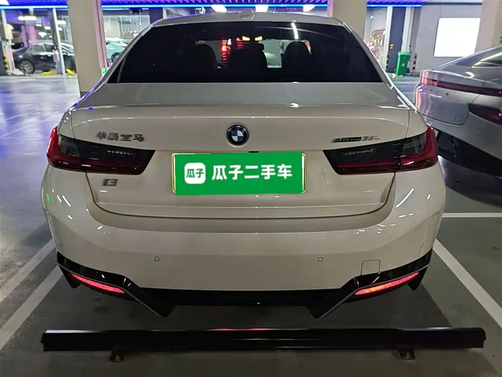BMW i3 2022 eDrive 35 L фото 6