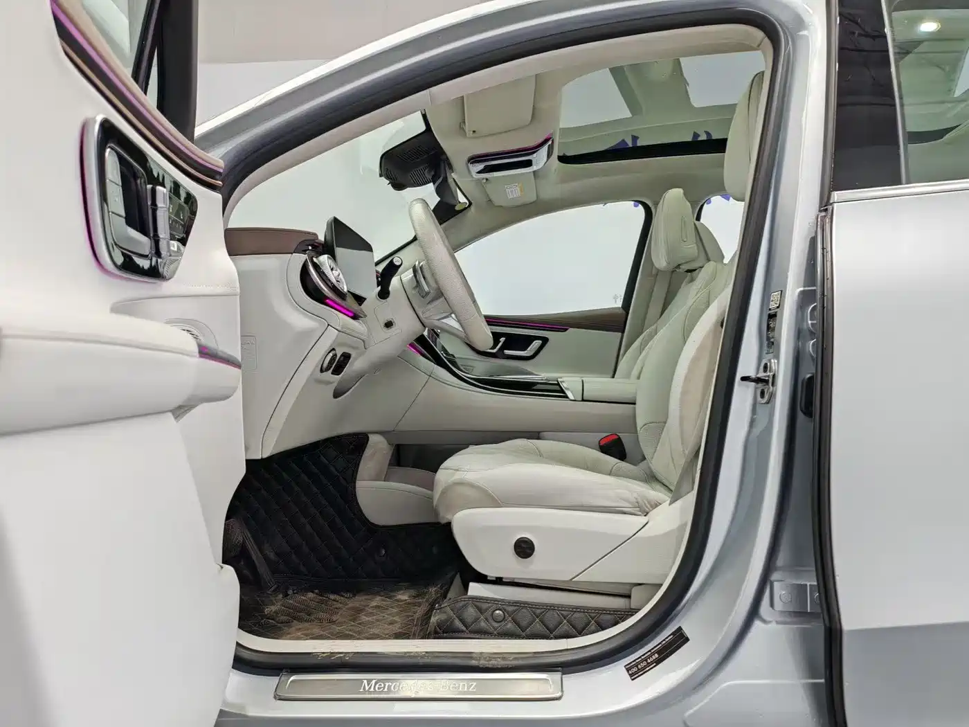 Mercedes-Benz EQE SUV 2023 350 4MATIC Luxury Edition фото 11