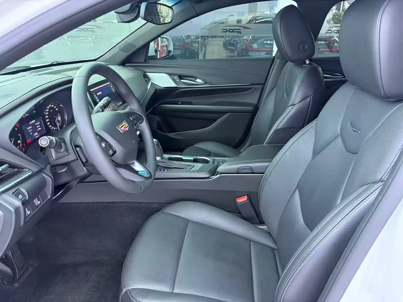 Cadillac CT4 2023 25T Luxury Model фото 6