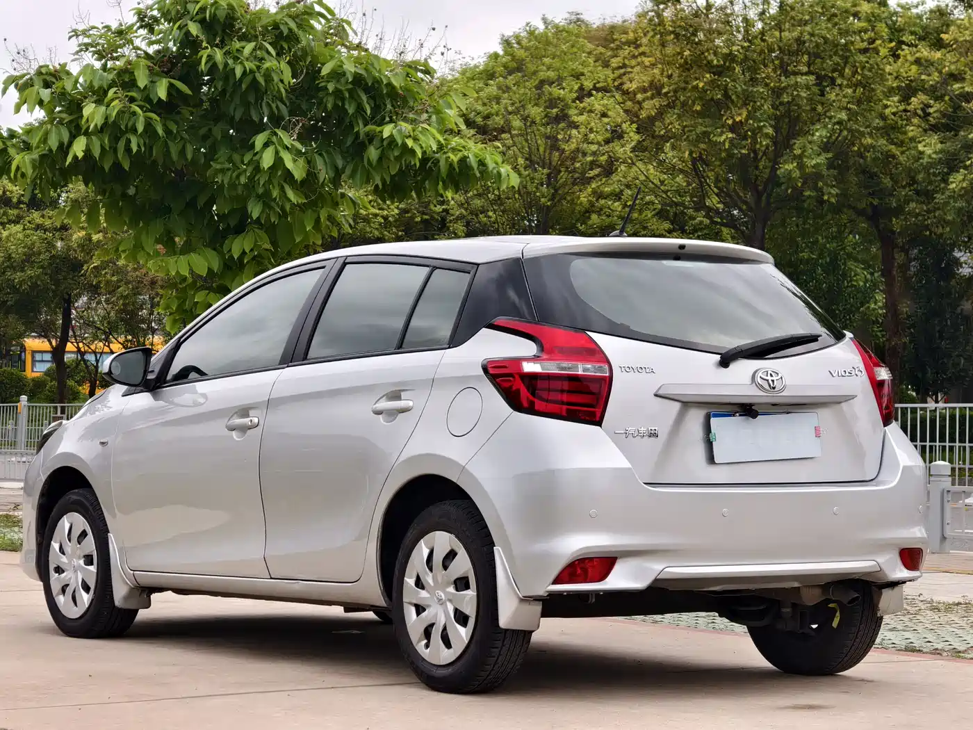 Toyota Vios FS 2017 1.5L CVT Fengchi Edition фото 11