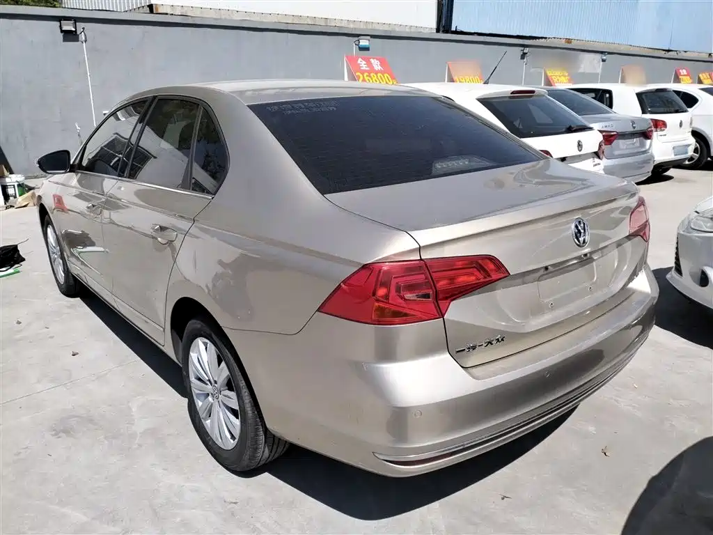 Volkswagen Bora 2016 Model 1.6L Manual Comfort фото 23