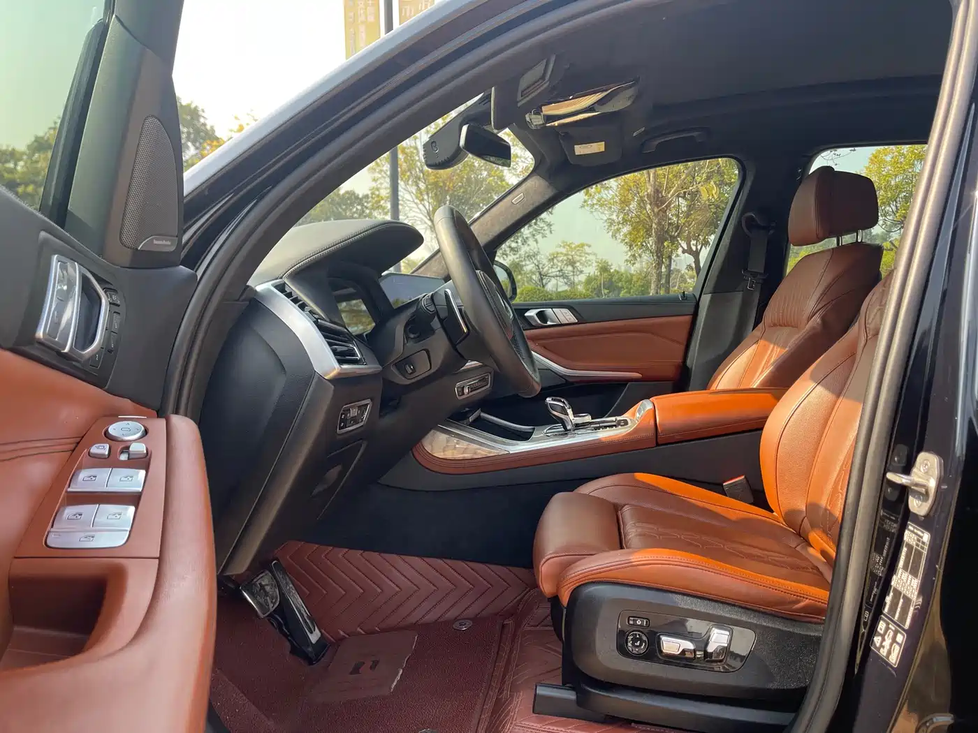 BMW X7 2022 xDrive40i Exclusive M Sport Package фото 4
