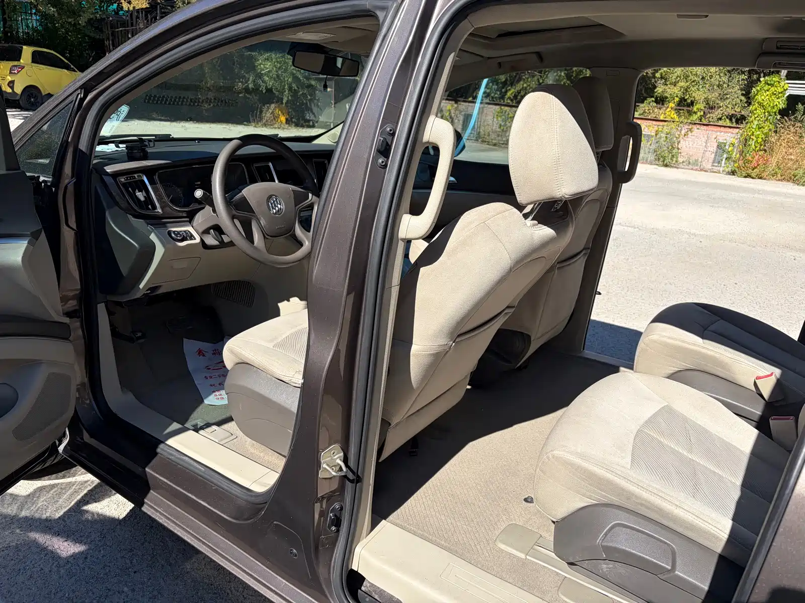 Фото 10 - Buick GL8