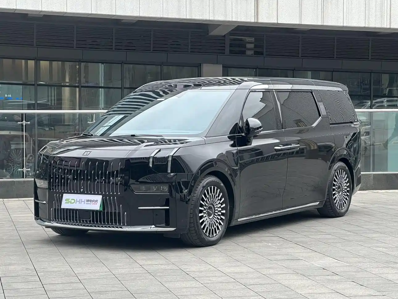 ZEEKR EXTREME KRYPTON 009