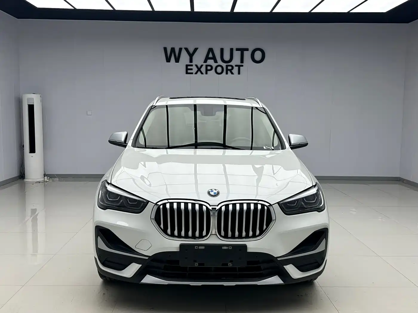 BMW X1 2022 sDrive20Li Premium фото 2