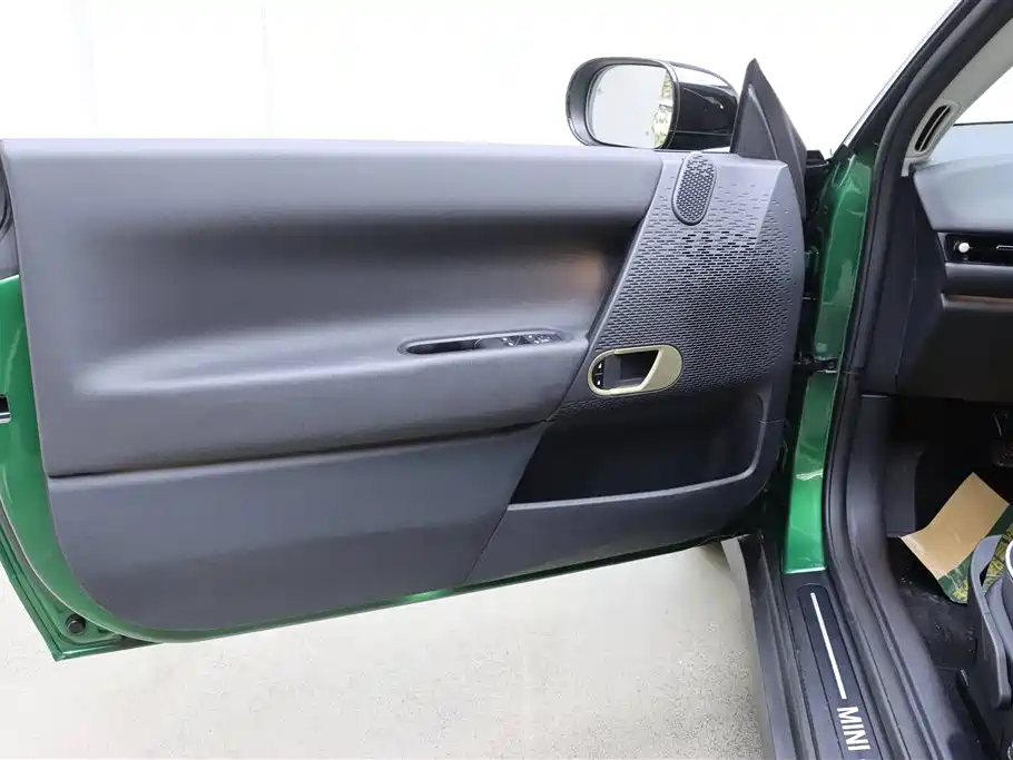 MINI ELECTRIC  COOPER