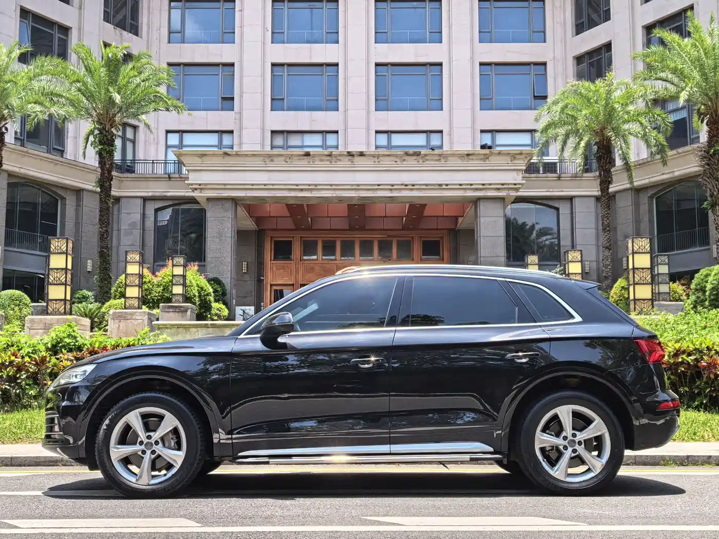 Audi Q5L 2020 Facelift 40 TFSI Honor Progressive фото 3