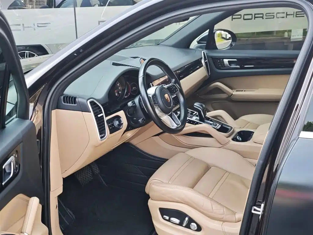 Porsche Cayenne 2018 Cayenne 3.0T фото 14